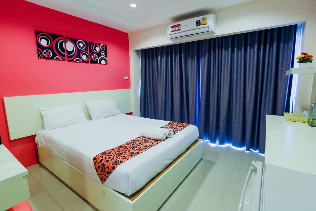 Portrait Hotel Pranburi Khao Yoi Екстериор снимка