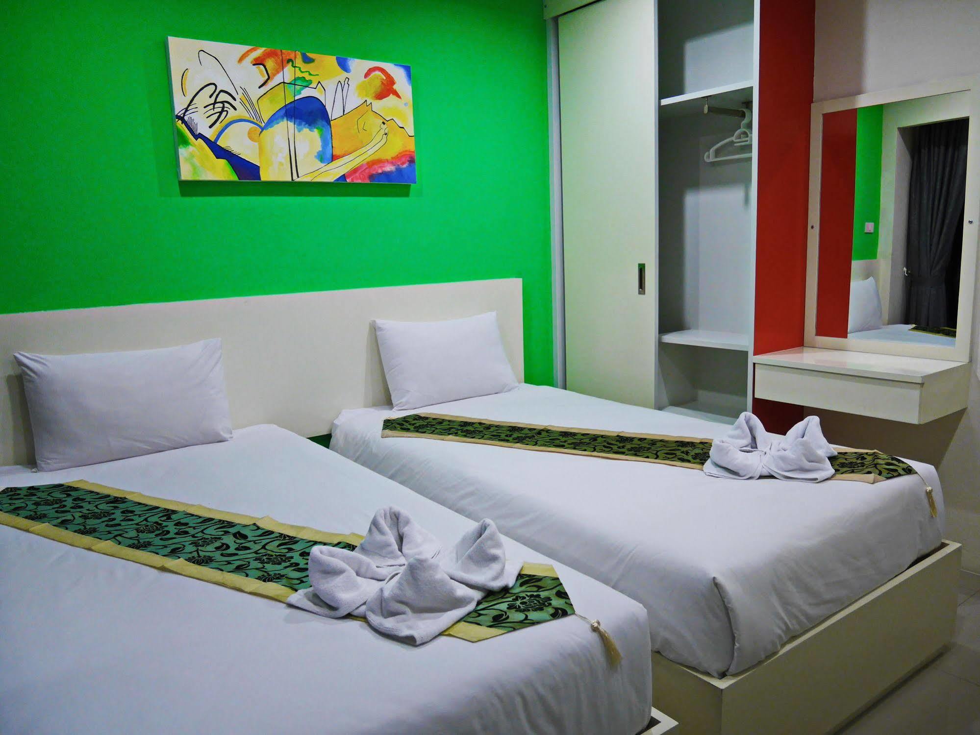 Portrait Hotel Pranburi Khao Yoi Екстериор снимка